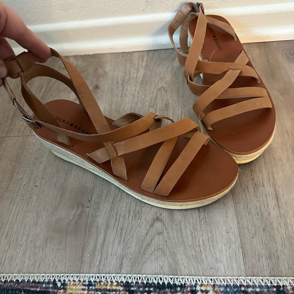 Lucky Brand Tan Strappy Sandals - Picture 2 of 7